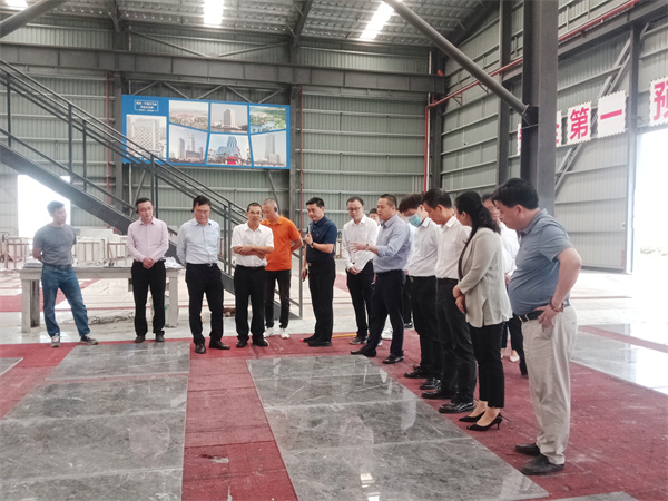 龍美達(dá)石材集團(tuán)主辦云浮市工商聯(lián)“鏘鏘云商行”第一期活動